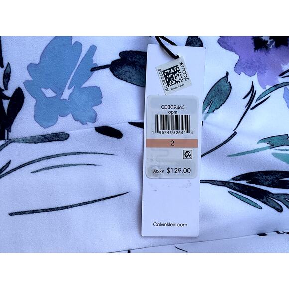 CALVIN KLEIN, SIZE 2, WHITE FLORAL KNEE LENGTH DRESS - Picture 5 of 7